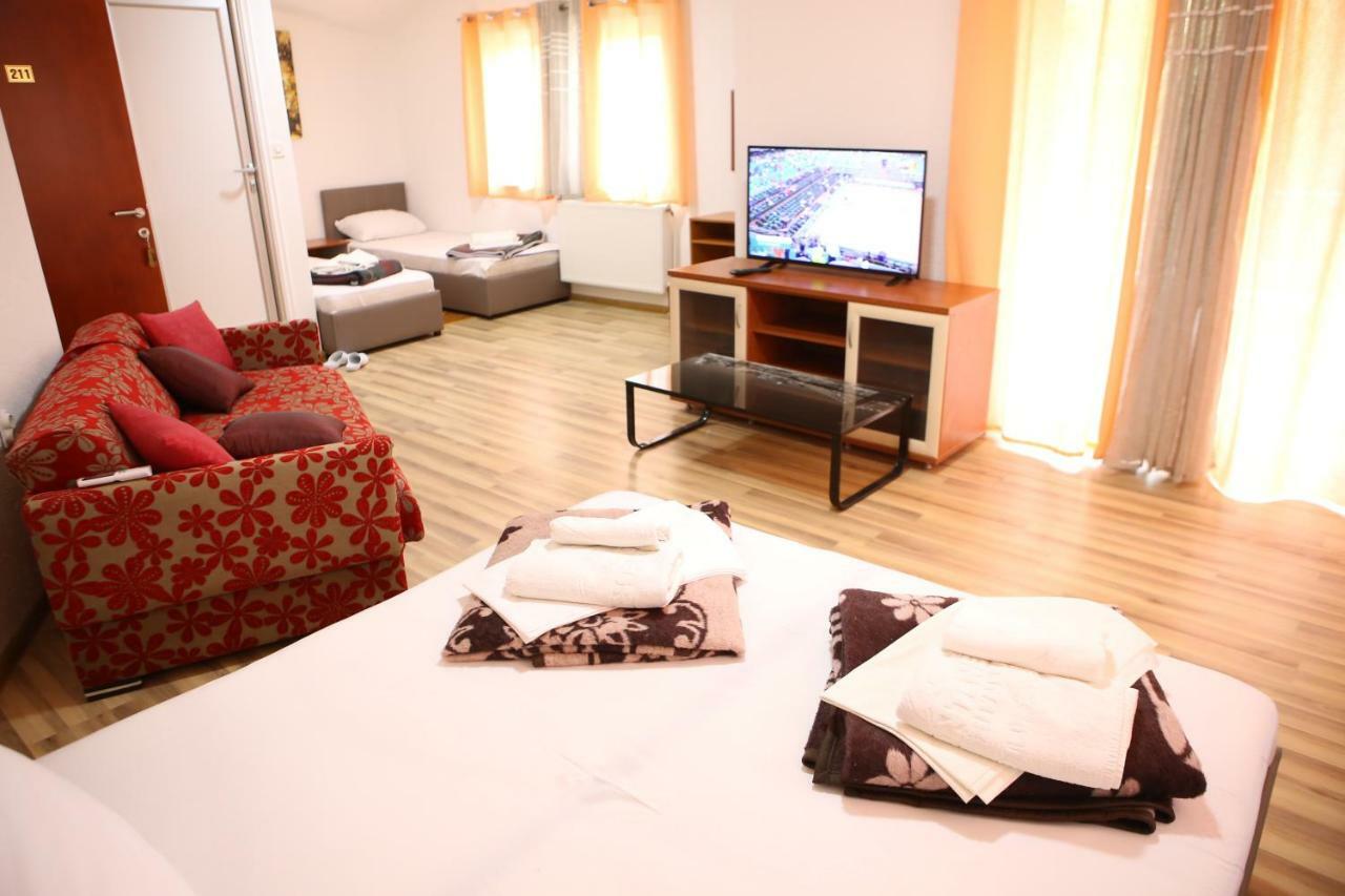 Hotel&Spamontenegro Rivijera ヴェレス エクステリア 写真