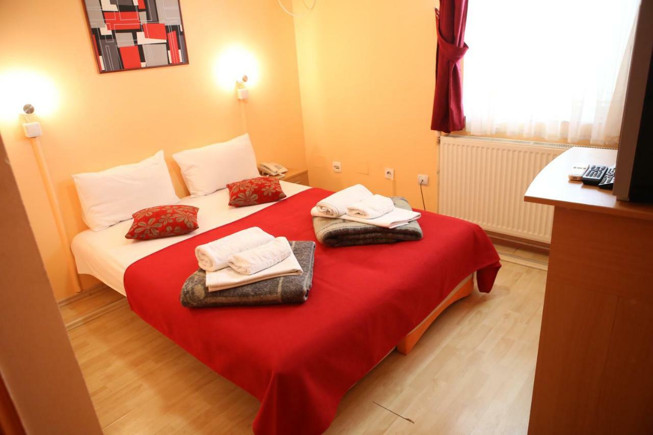 Hotel&Spamontenegro Rivijera ヴェレス エクステリア 写真