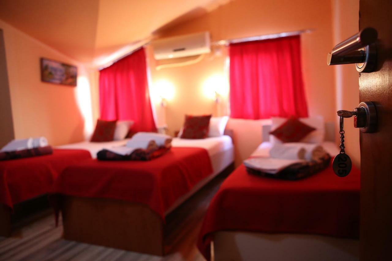 Hotel&Spamontenegro Rivijera ヴェレス エクステリア 写真